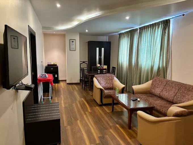 Family stay review at Poppys Hotel Madurai