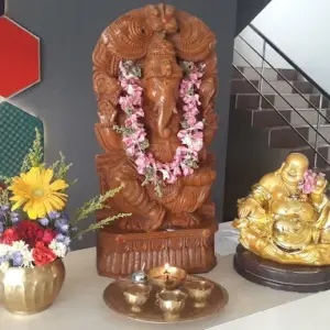 Comfortable Stay Near Temples with Honest Hospitality