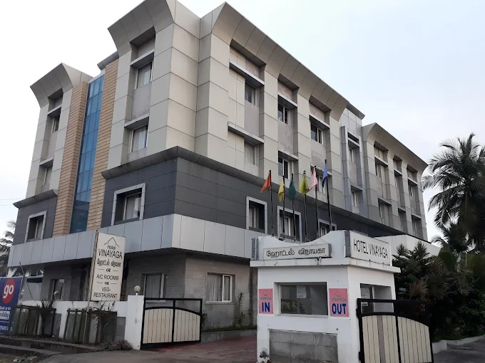 Peaceful Stay Close to the Temple