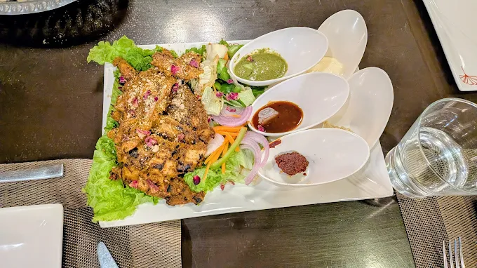 Good Food & Pleasant Dining Experience